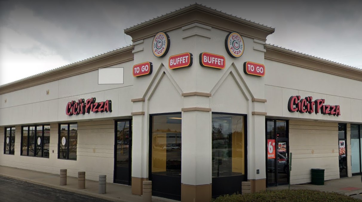 High Volume CiCis Pizza Affluent Chicago Western Suburb - Ideally Situated Near The Mall! - Eatz ...