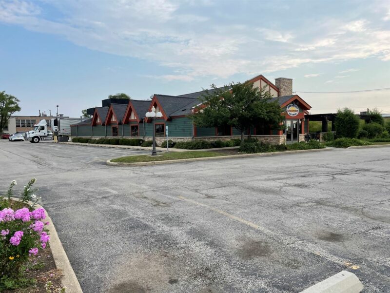 6,552 SqFt Restaurant Property On 1.4 Acres For Sale Elk Grove Village