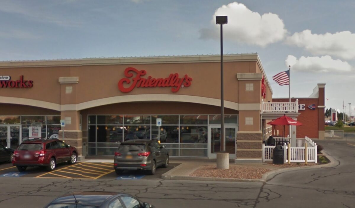 HighVolume WellEstablished Friendly’s Family Restaurant Liverpool